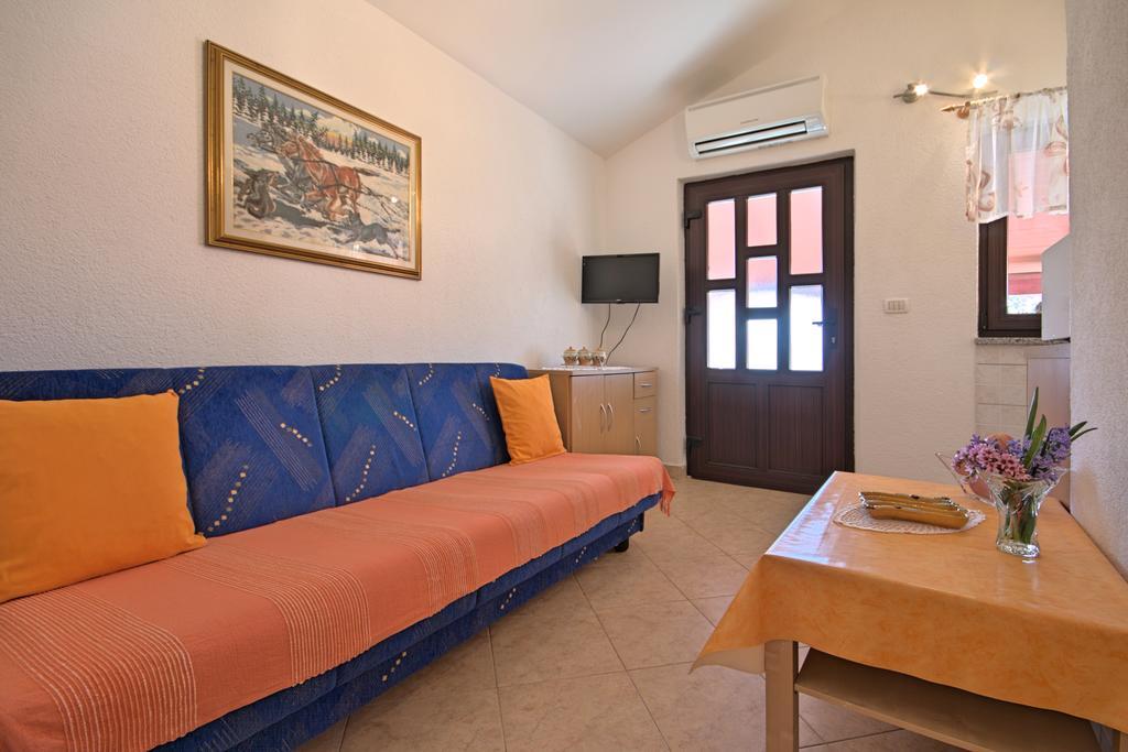 Apartament Mana *